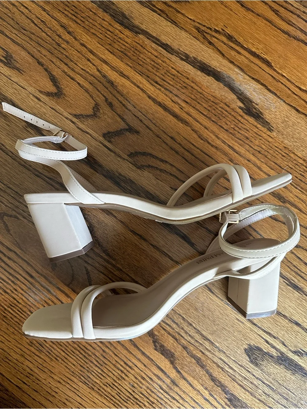 NWT Dream Pairs Nude Ankle-Strap Block Heel Sandal | size 9